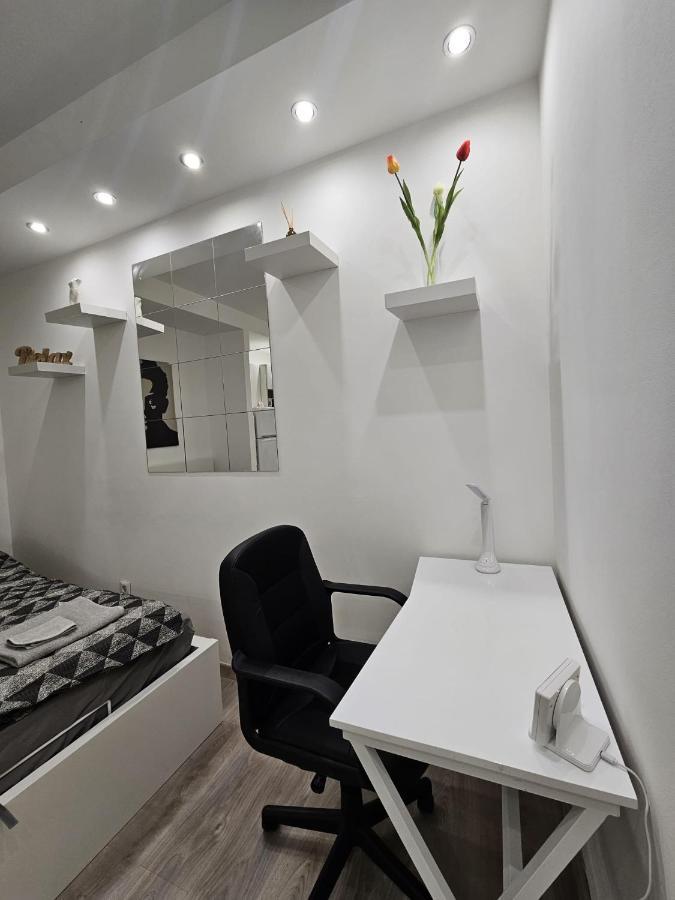 Smart Studio In The Heart Of 布达佩斯 外观 照片
