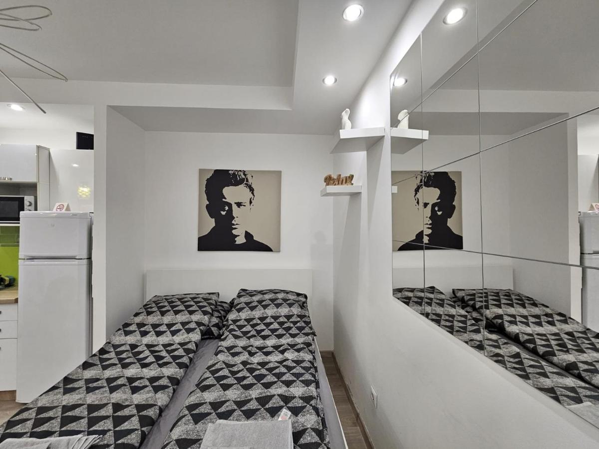 Smart Studio In The Heart Of 布达佩斯 外观 照片